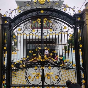 Cổng Sắt Mỹ Thuật - CS017